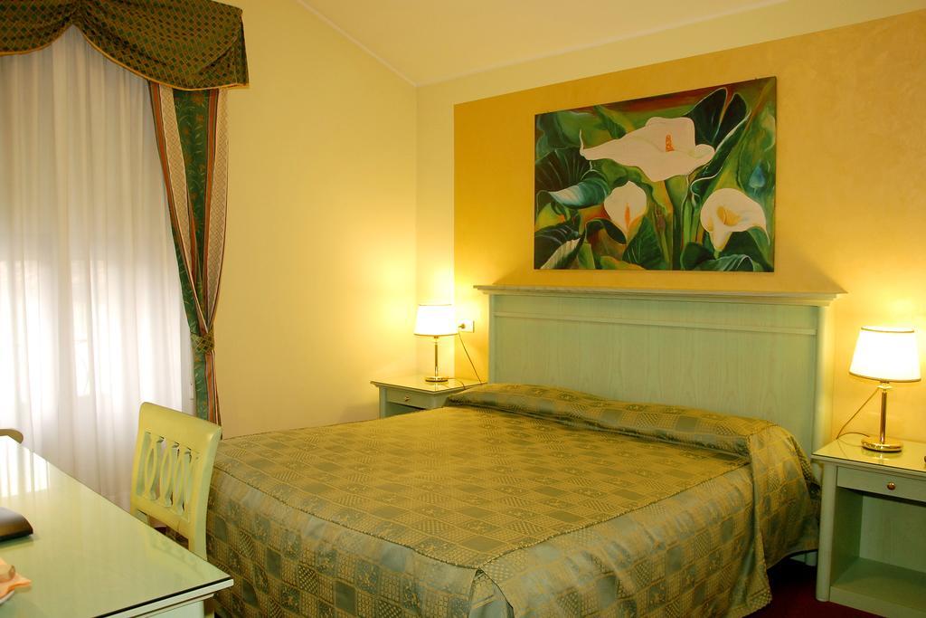 Hotel Donatello Padoue Extérieur photo