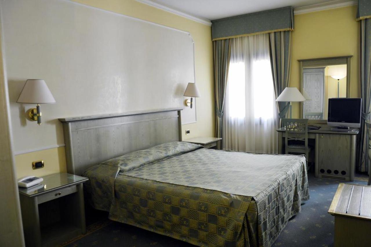 Hotel Donatello Padoue Extérieur photo