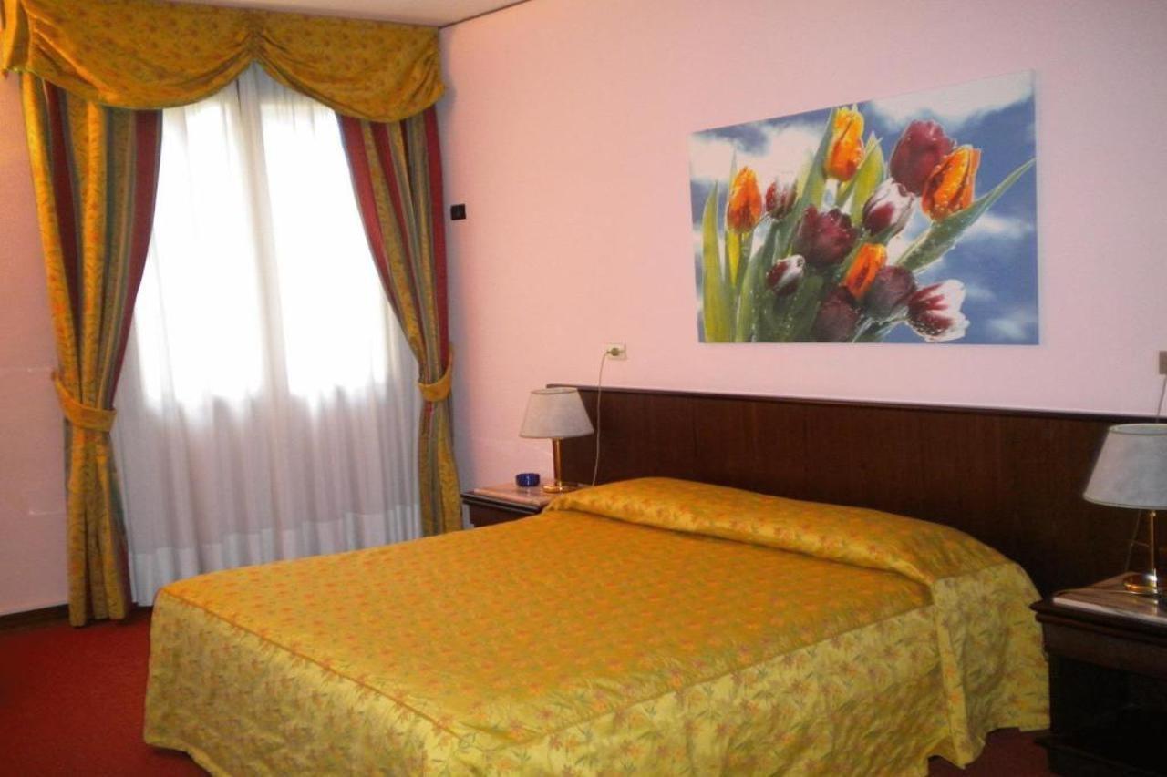 Hotel Donatello Padoue Extérieur photo